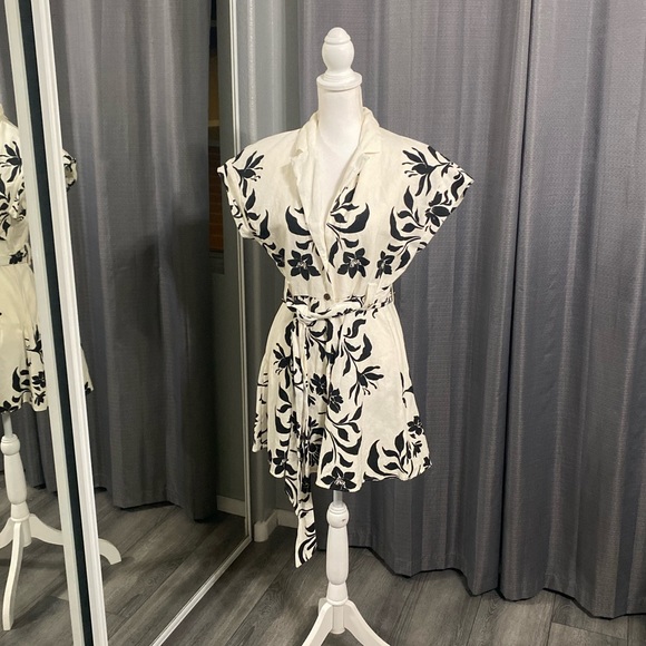 ZARA • Short Sleeve Button Down Tie Waist Dress - Picture 7 of 9